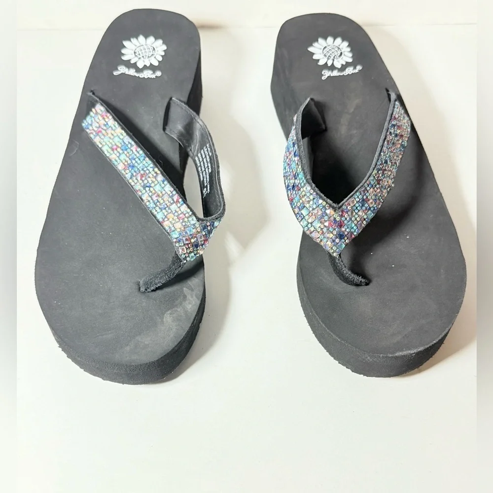 Yellow Box Black Sandals with Multicolor Straps Size 9.5 - Picture 3 of 5